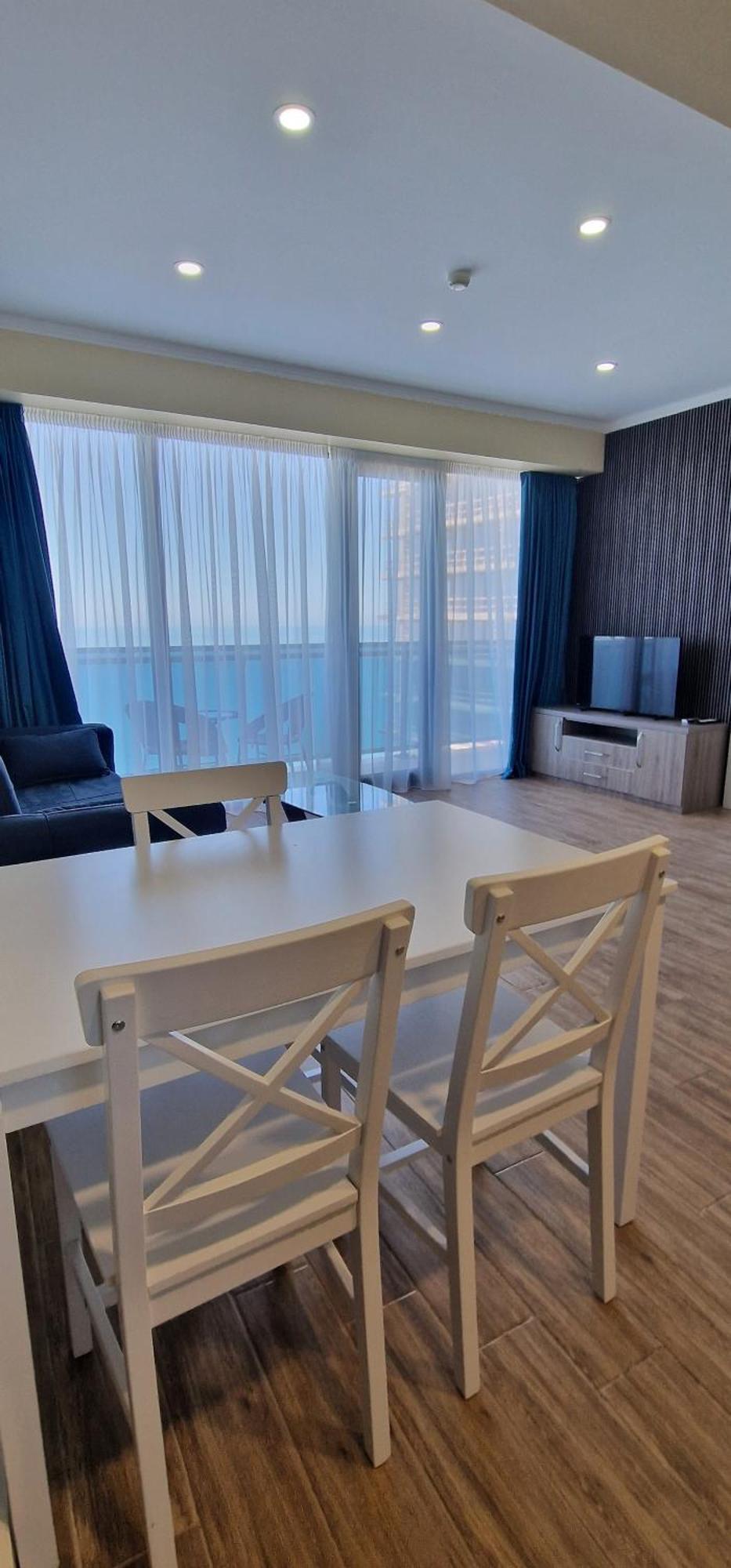 Your Beach Tower 바투미 객실 사진